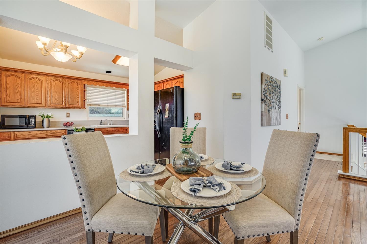 1561 Spring Court Tracy, CA 95376 - Photo 9 of 33 Gallery Image 9