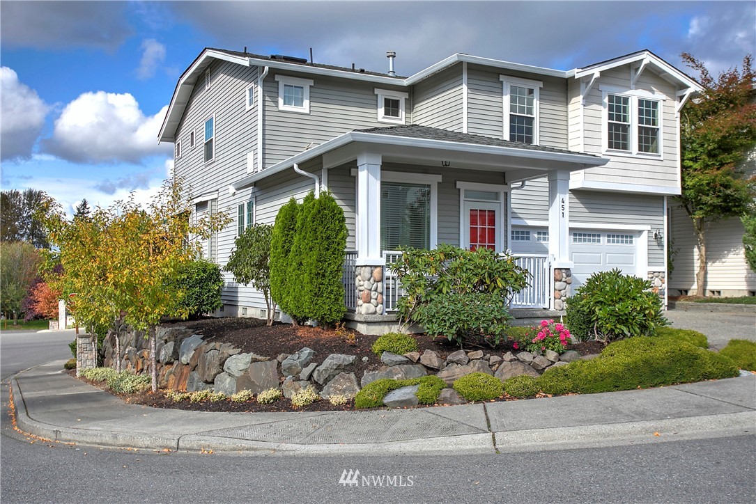 451 Hoquiam Place Northeast Renton, WA 98059 - Photo 1 of 25 Gallery Image 1
