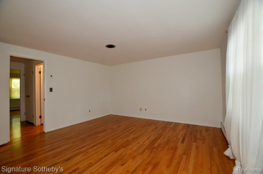 5320 Echo Road Bloomfield Hills, MI 48302 - Photo 52 of 71 master1.jpg