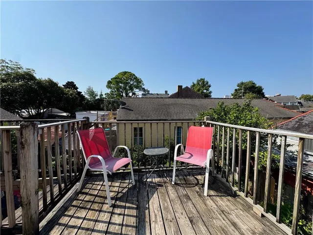 $1,300 | 1908 Dauphine Street, Unit 2A, New Orleans, LA 70116