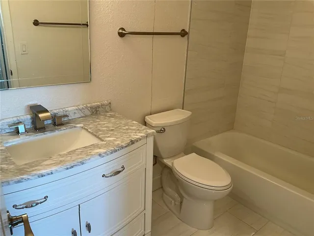 $1,400 | 1860 Massachusetts Avenue Northeast, Unit 311, St. Petersburg, FL 33703