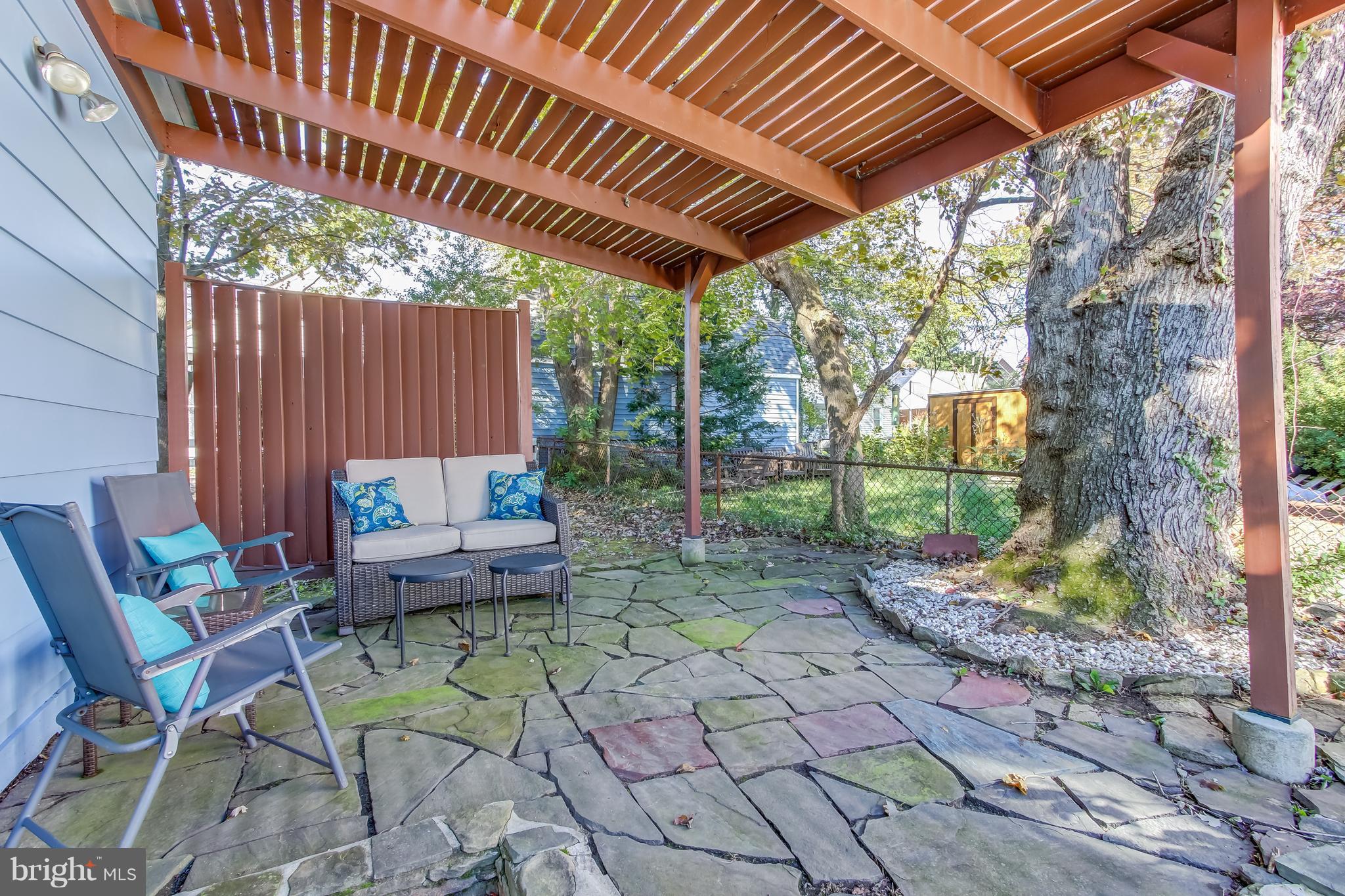 807 Lanark Way Silver Spring, MD 20901 - Photo 16 of 19 Rear patio