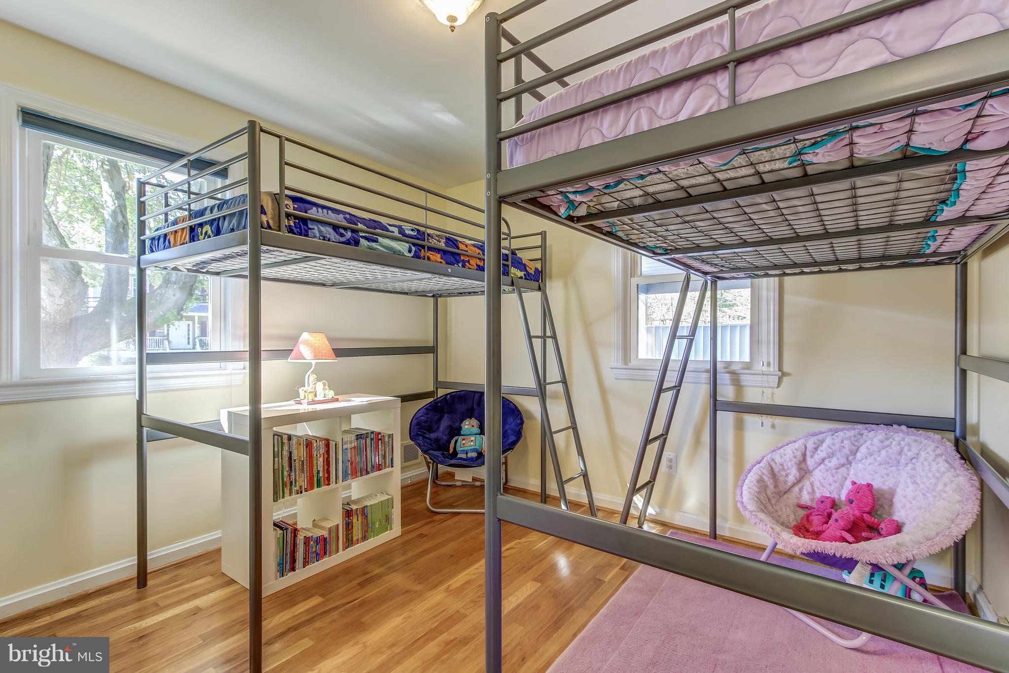 807 Lanark Way Silver Spring, MD 20901 - Photo 9 of 19 Main level bedroom 1