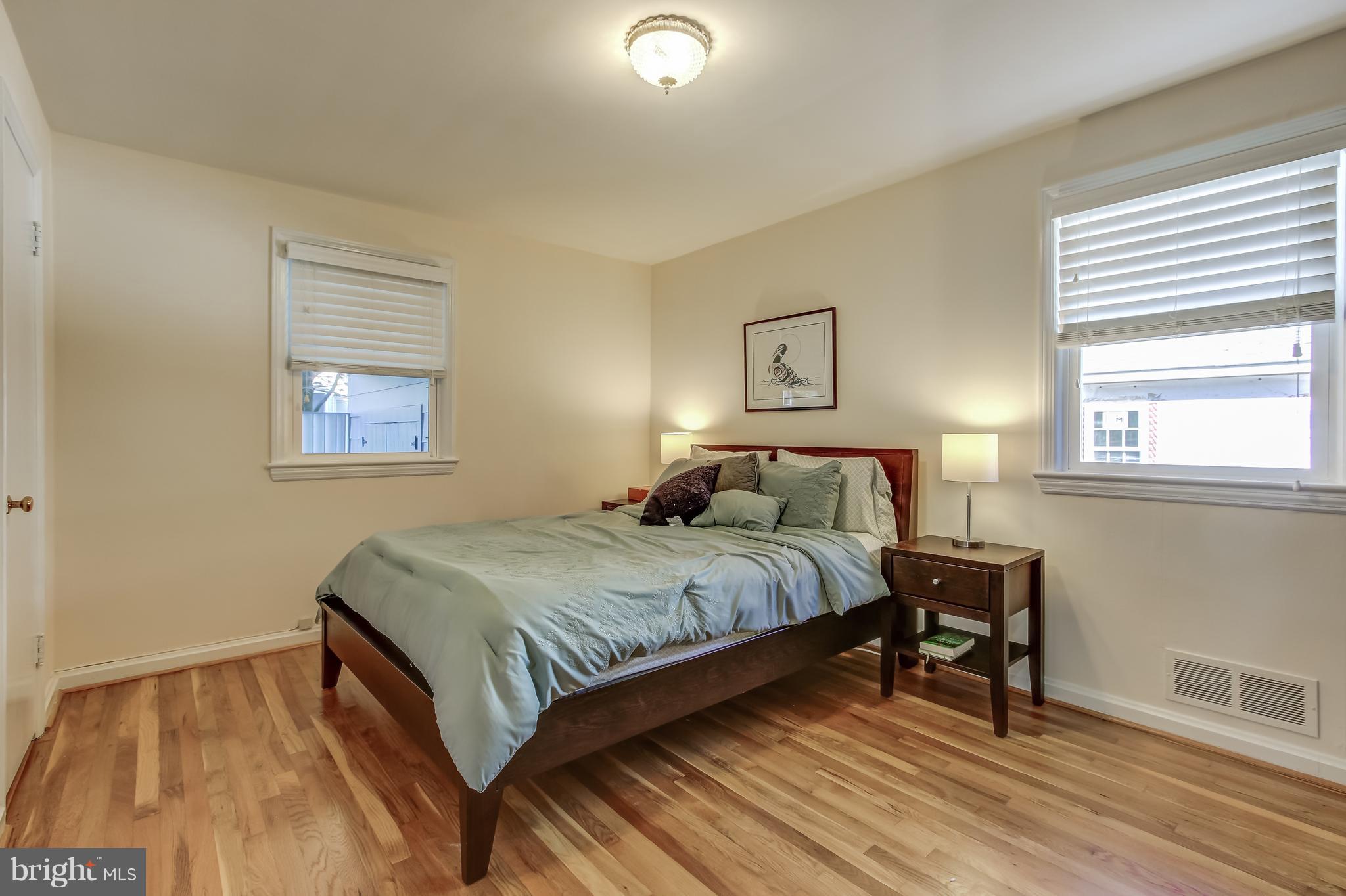 807 Lanark Way Silver Spring, MD 20901 - Photo 10 of 19 Main level bedroom 2