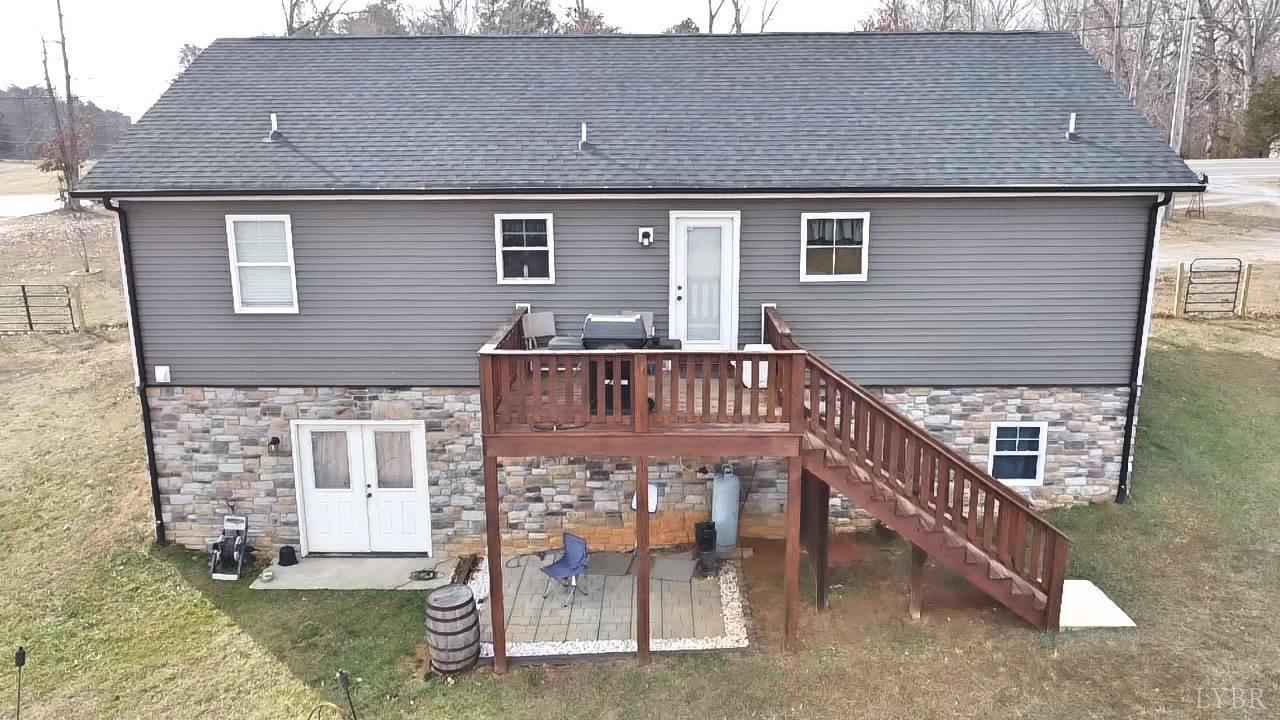 2484 Red House Road Rustburg, VA 24588 - Photo 4 of 29 a front view of a house with a yard