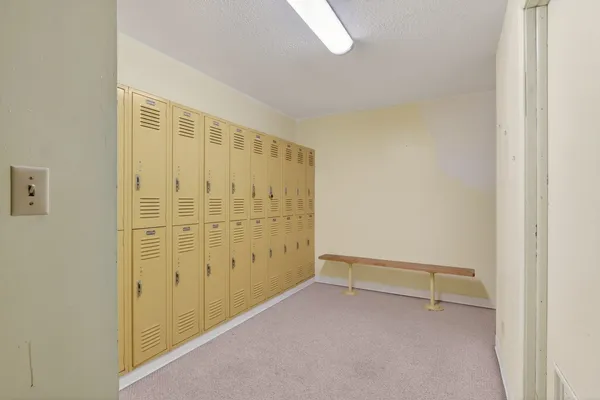 $113,000 | 2929 Sunnyside Drive, Unit 303, Rockford, IL 61114