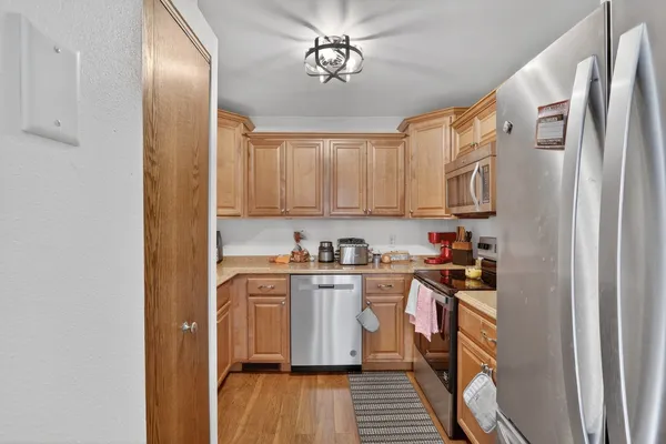$113,000 | 2929 Sunnyside Drive, Unit 303, Rockford, IL 61114