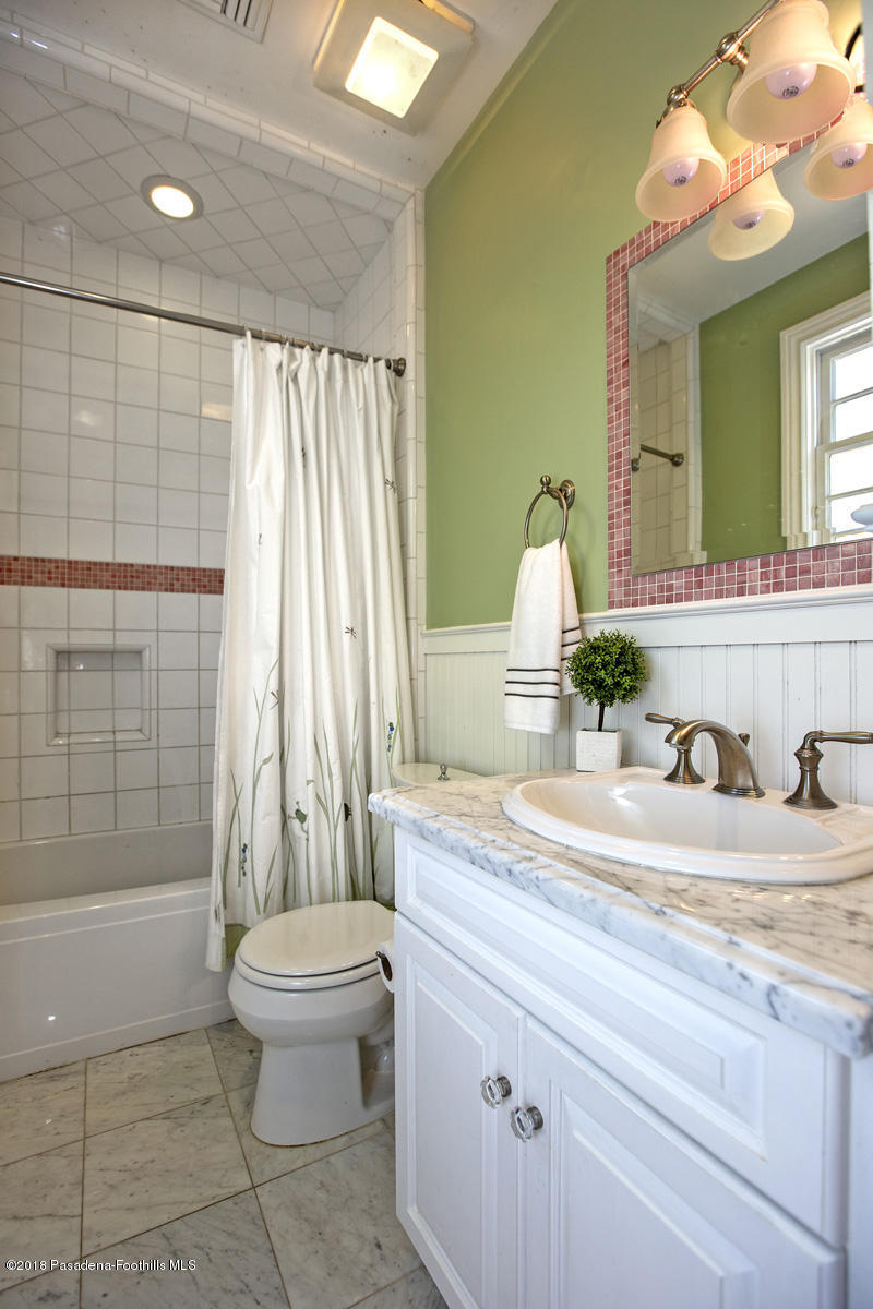 1678 Braeburn Road Altadena, CA 91001 - Photo 18 of 29 33