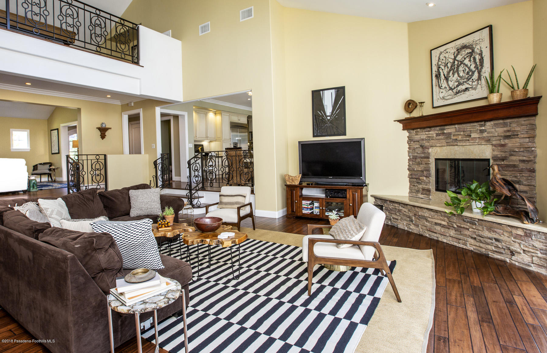 1678 Braeburn Road Altadena, CA 91001 - Photo 5 of 29 12