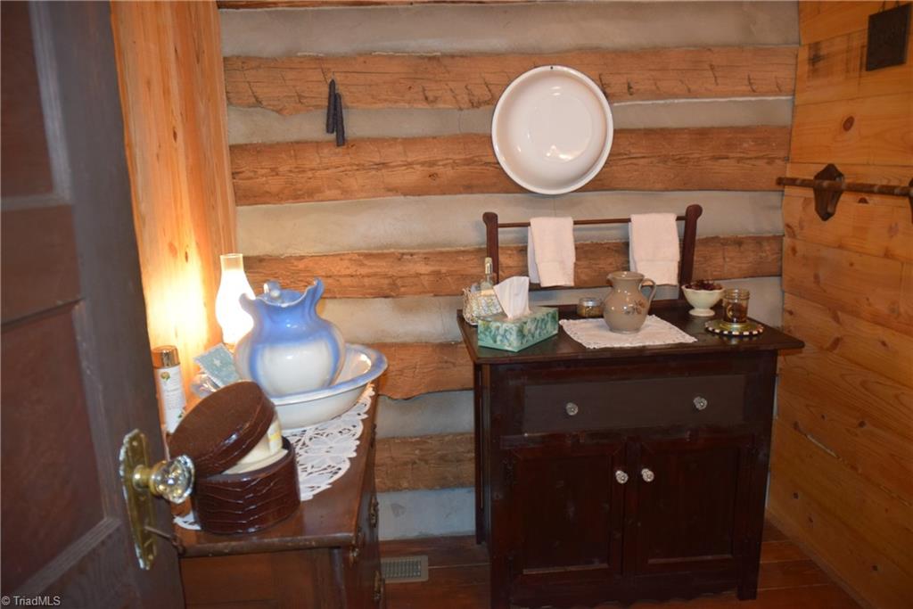 362 Abbey Road McGrady, NC 28649 - Photo 28 of 50 Gallery Image 28