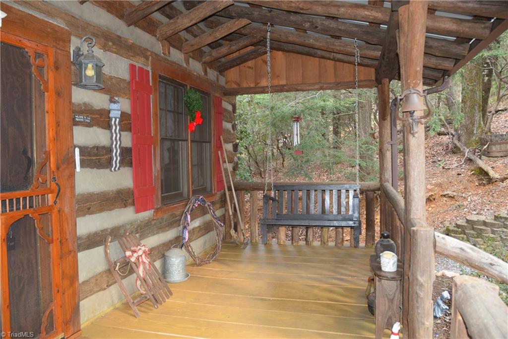362 Abbey Road McGrady, NC 28649 - Photo 5 of 50 Gallery Image 5