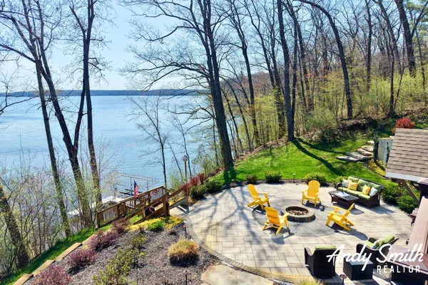$699,900 | 1907 42nd Street, Allegan, MI 49010