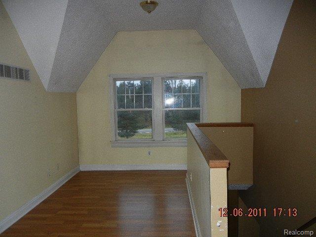 912 Chase Lake Road Howell, MI 48855 - Photo 18 of 23 DSCN0632.JPG