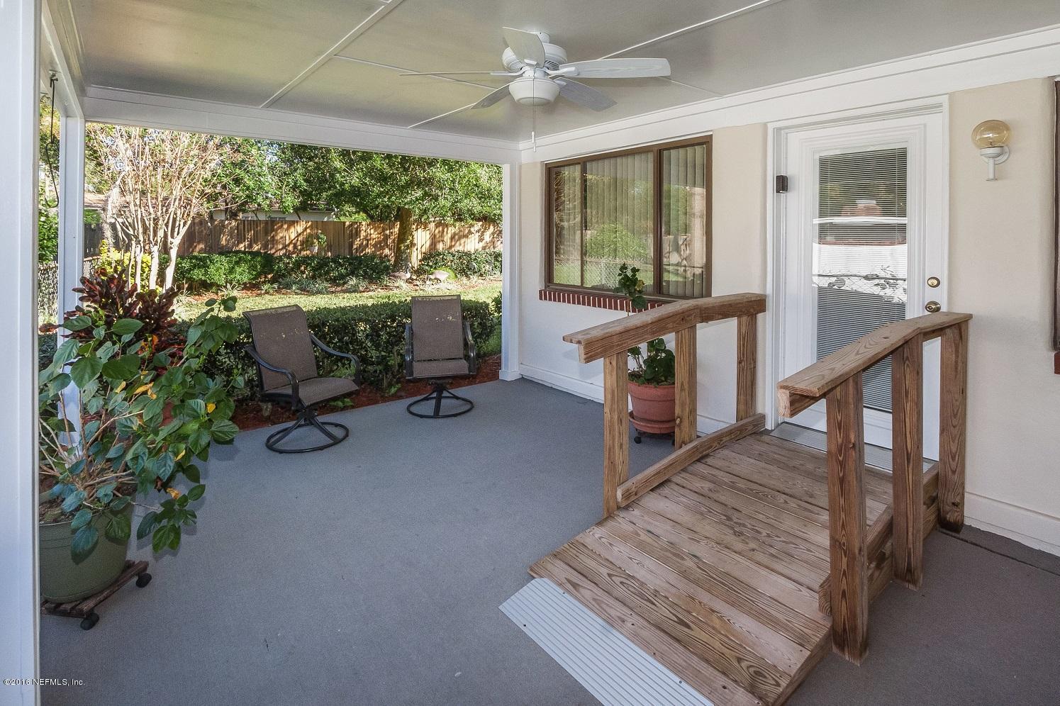 849 Wren Road Jacksonville, FL 32216 - Photo 25 of 37 Porch leads to Laundry & Garage