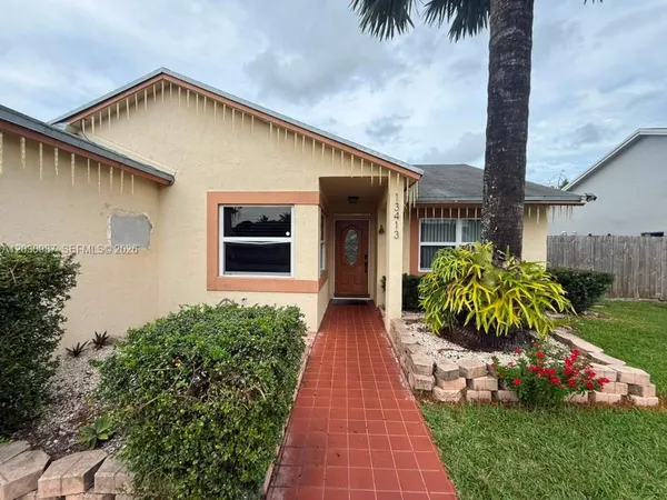 $3,350 | 13413 Southwest 116th Court, Miami, FL 33176