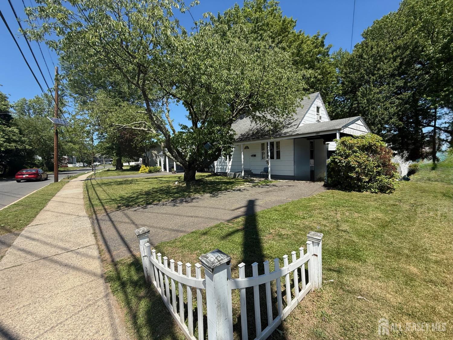 105 Old Post Road Edison, NJ 08817 - Photo 17 of 20