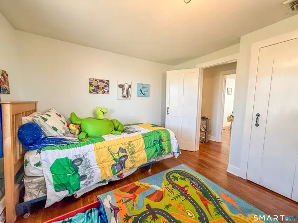 $439,900 | 440 Hill Street, Bristol, CT 06010