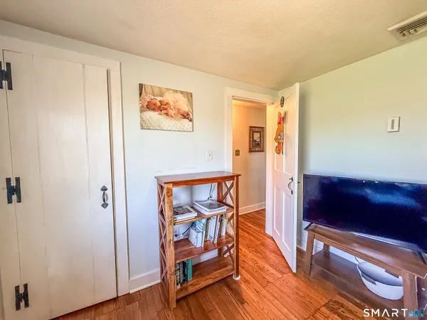 $439,900 | 440 Hill Street, Bristol, CT 06010