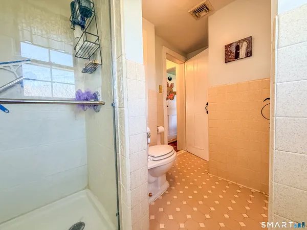 $439,900 | 440 Hill Street, Bristol, CT 06010