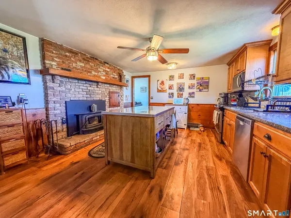 $439,900 | 440 Hill Street, Bristol, CT 06010