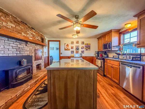 $439,900 | 440 Hill Street, Bristol, CT 06010