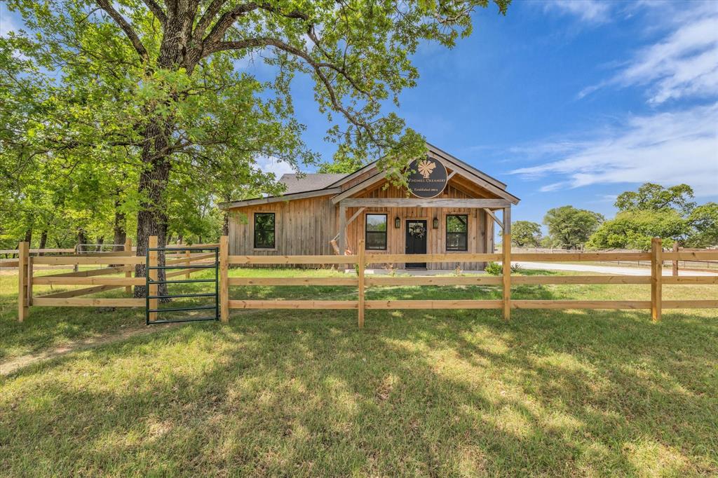 261 Windmill Lane Waco, TX 76705 - Photo 23 of 35