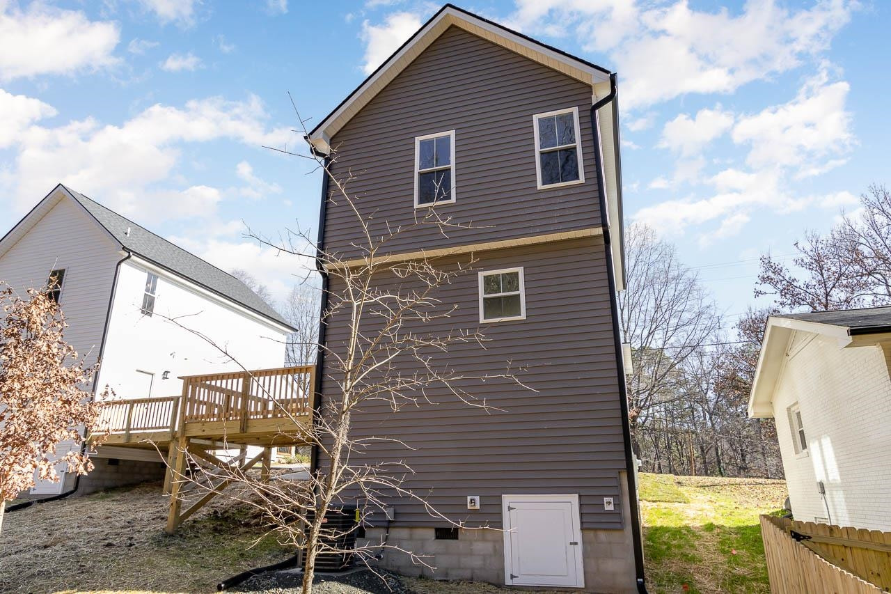 526 Lakeland Street Durham, NC 27701 - Photo 24 of 34 Photo 24