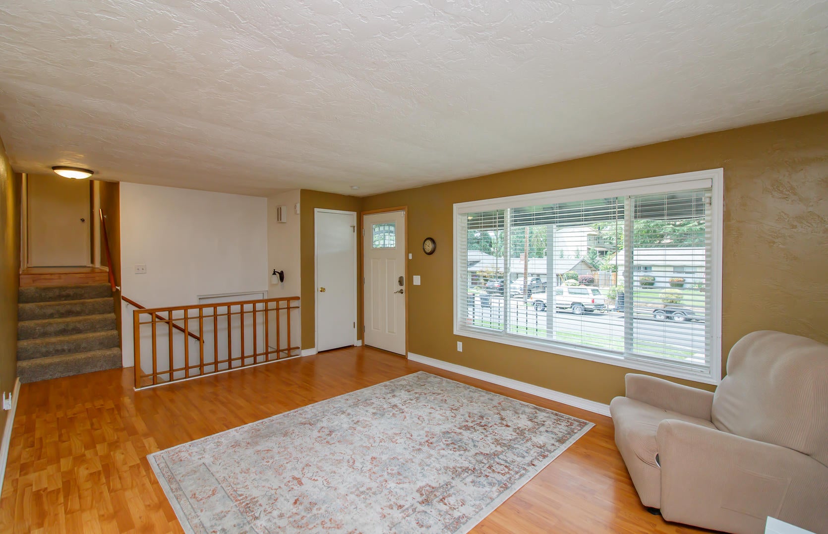 1913 Crestbrook Road Medford, OR 97504 - Photo 6 of 36 6