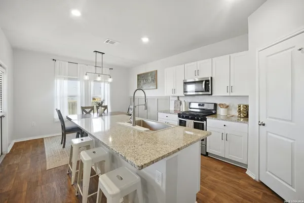 $2,100 | 4503 Felsite Avenue, San Antonio, TX 78253