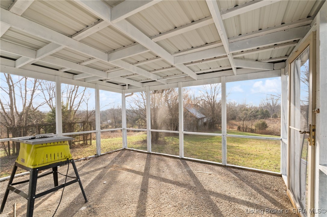 1615 Wiseman Road Southeast Corydon, IN 47112 - Photo 21 of 47