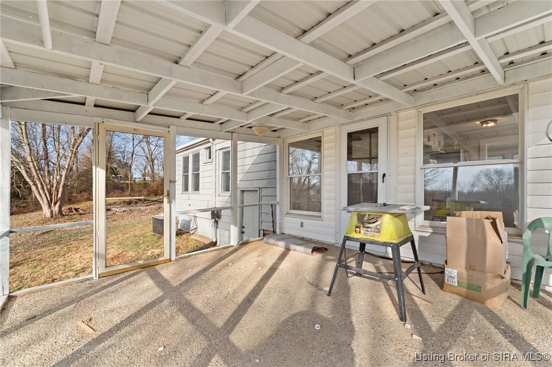 1615 Wiseman Road Southeast Corydon, IN 47112 - Photo 22 of 47