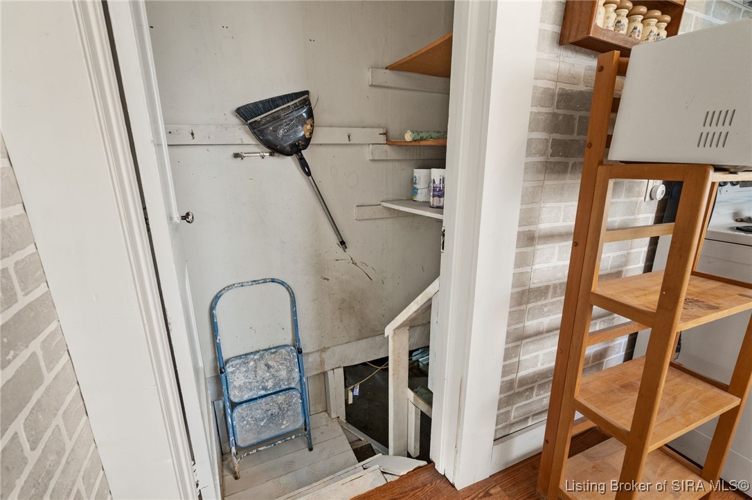 1615 Wiseman Road Southeast Corydon, IN 47112 - Photo 36 of 47