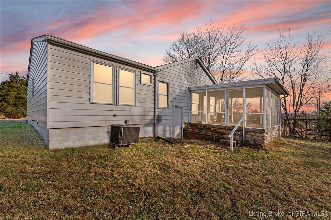 1615 Wiseman Road Southeast Corydon, IN 47112 - Photo 40 of 47
