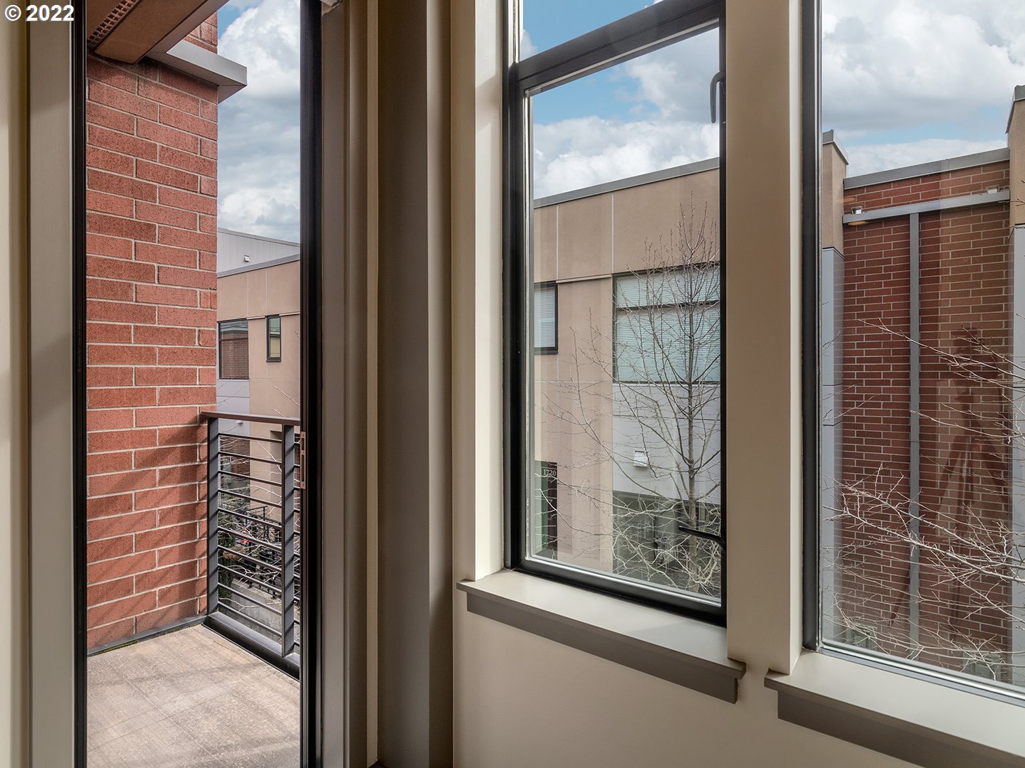 1726 Northwest Riverscape Street Portland, OR 97209 - Photo 13 of 31 Gallery Image 13