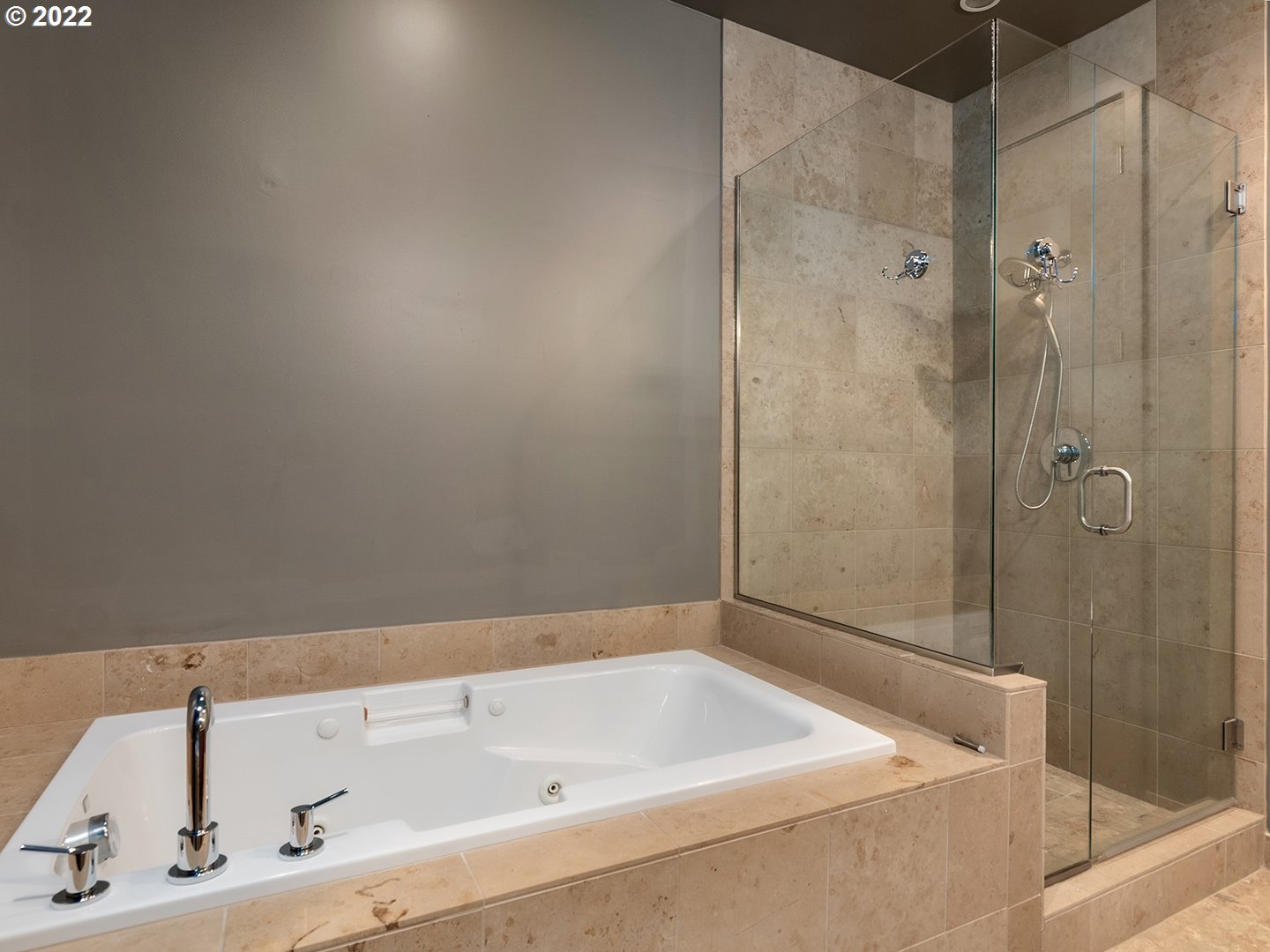 1726 Northwest Riverscape Street Portland, OR 97209 - Photo 16 of 31 Gallery Image 16