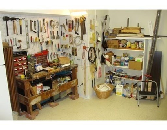 32 Round Hill Road, Unit B Northampton, MA 01060 - Photo 29 of 30 Gallery Image 29