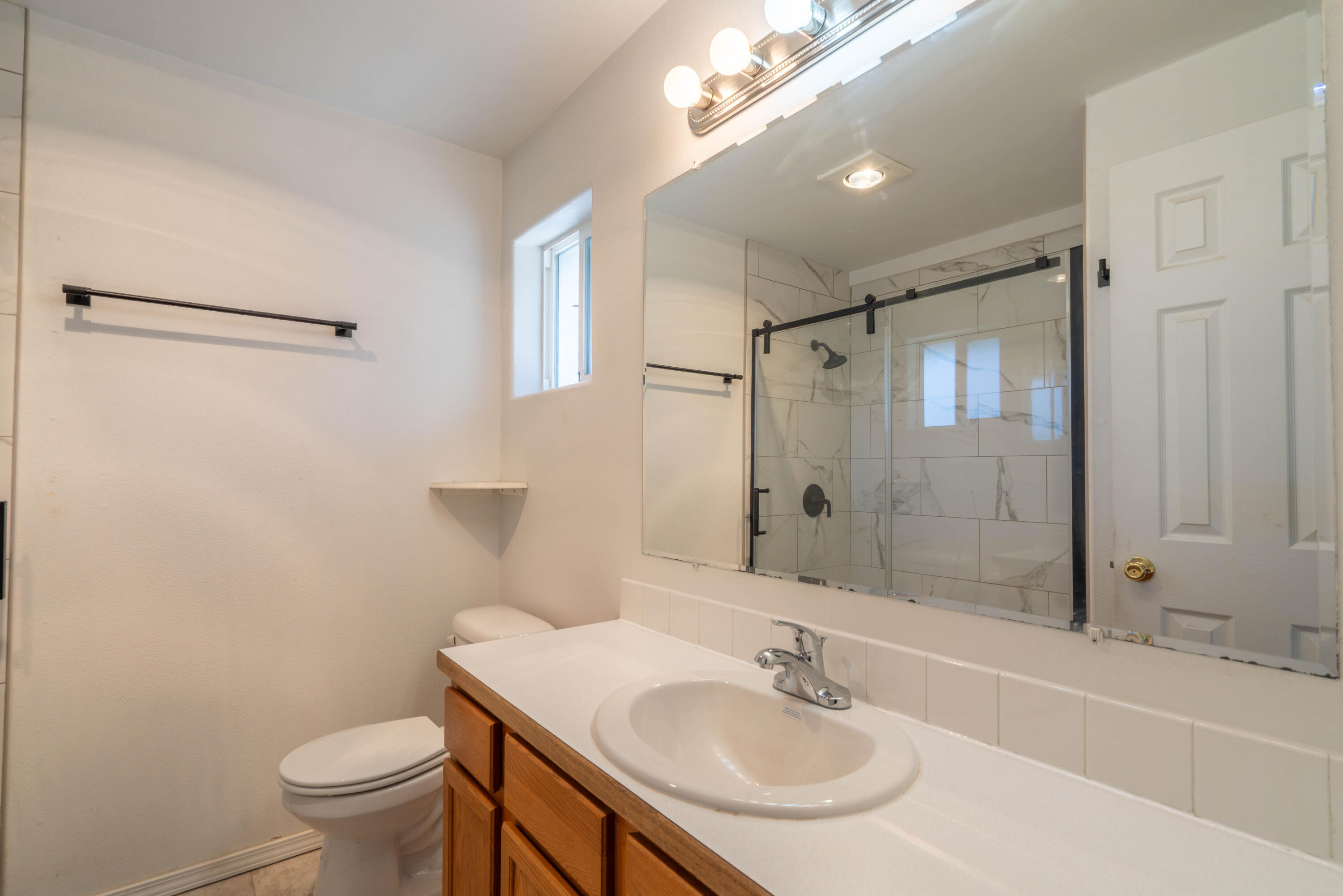 701 Southwest 23rd Street Redmond, OR 97756 - Photo 22 of 36 DSC02351-HDR