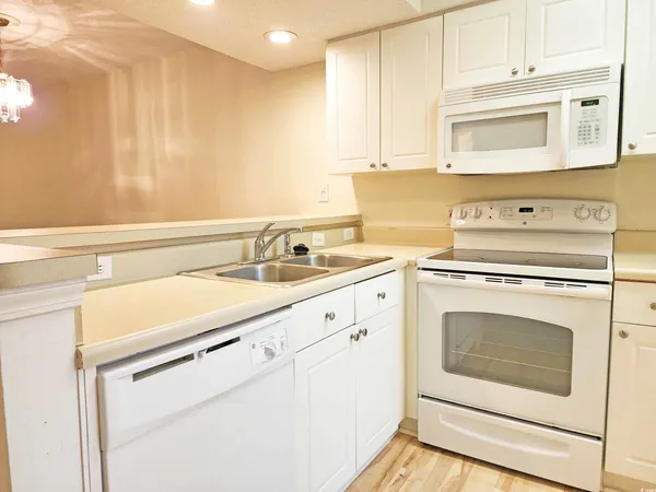 $1,400 | 195-722 Egret Run Lane, Unit EGRET RUN BUILDING 195, Pawleys Island, SC 29585