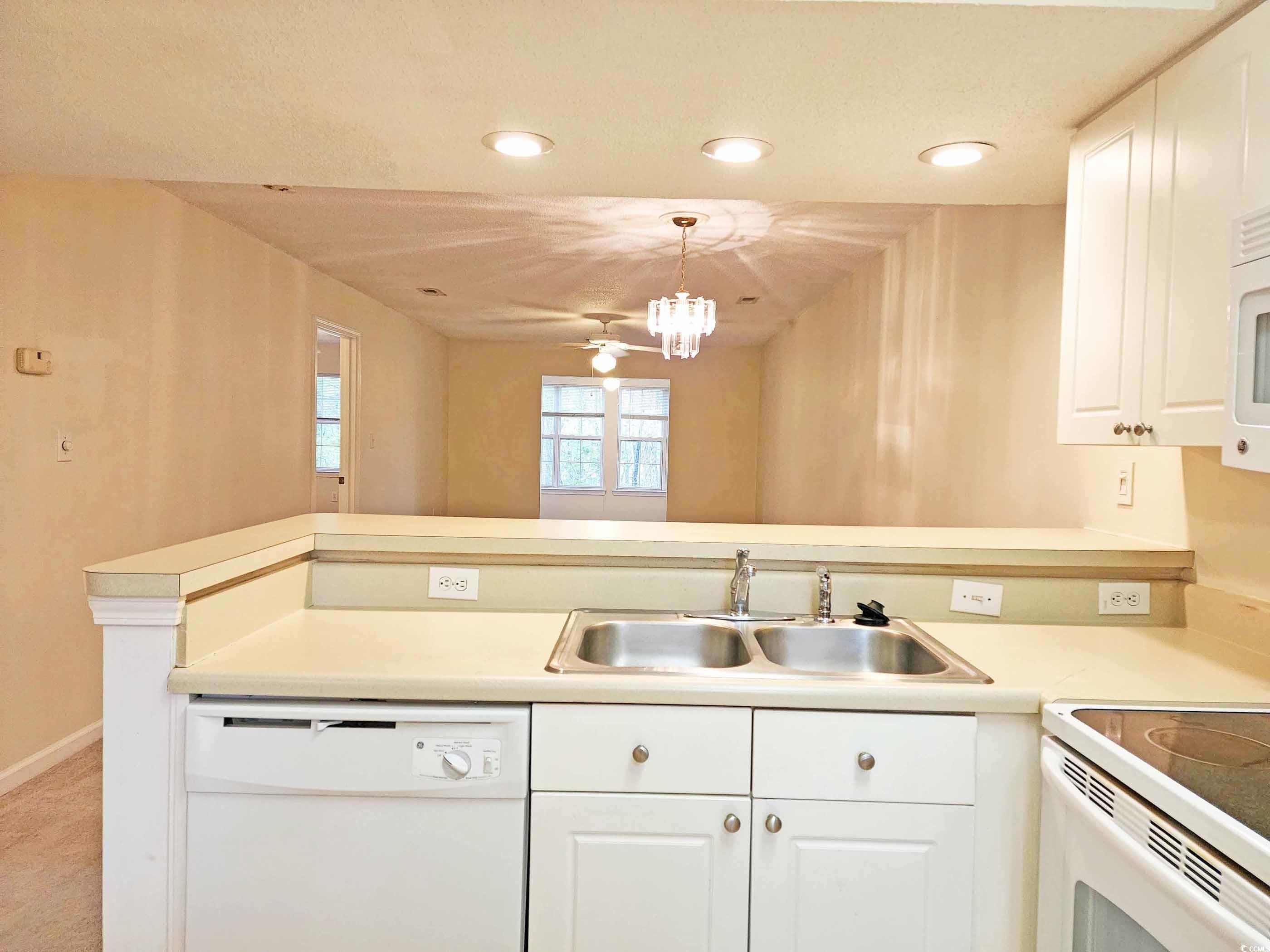 195-722 Egret Run Lane, Unit EGRET RUN BUILDING 195 Pawleys Island, SC 29585 - Photo 10 of 23