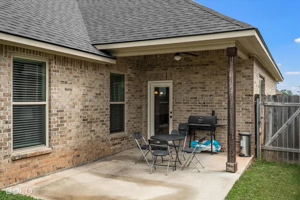 $284,900 | 1965 Valdemar Place, Bossier City, LA 71112