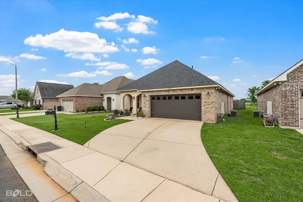 $284,900 | 1965 Valdemar Place, Bossier City, LA 71112