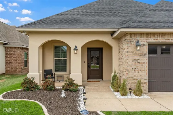 $284,900 | 1965 Valdemar Place, Bossier City, LA 71112