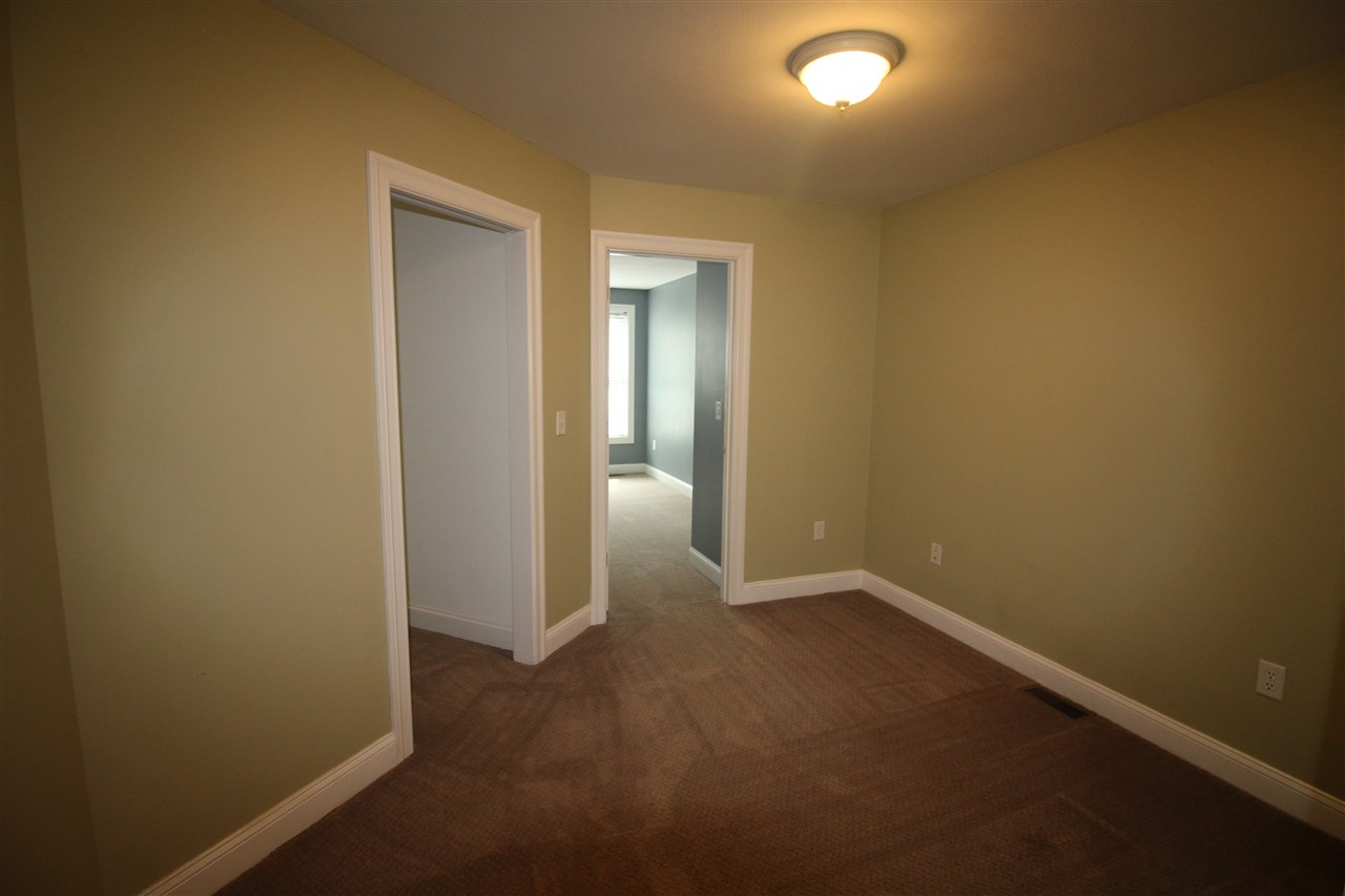 1 Maple Ridge Drive, Unit 214 Merrimack, NH 03054 - Photo 4 of 20