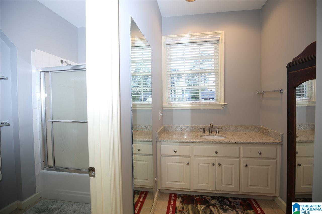 108 Edgewood Boulevard Birmingham, AL 35209 - Photo 14 of 22