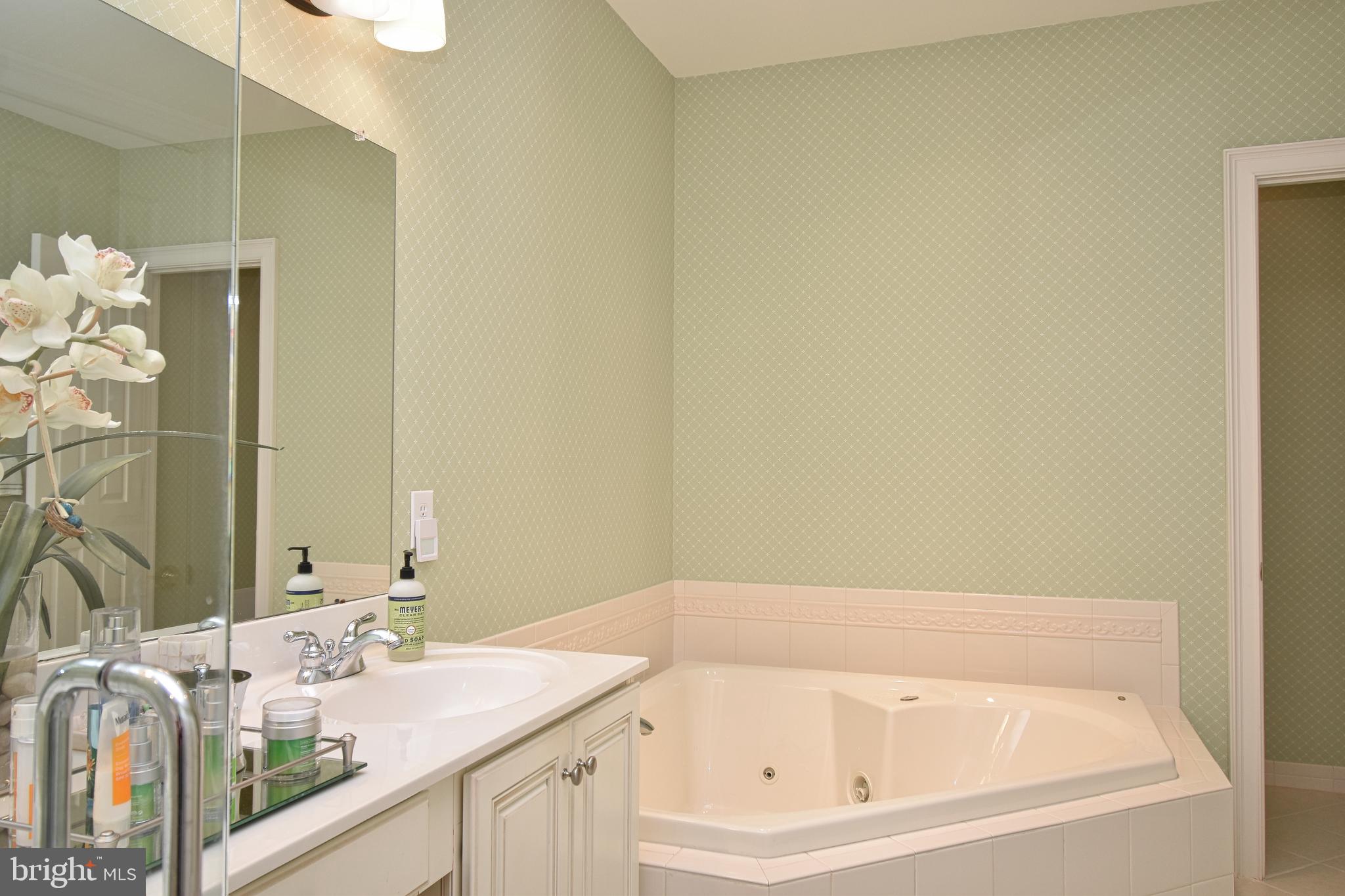 22 Franklin Circle Newtown, PA 18940 - Photo 21 of 46