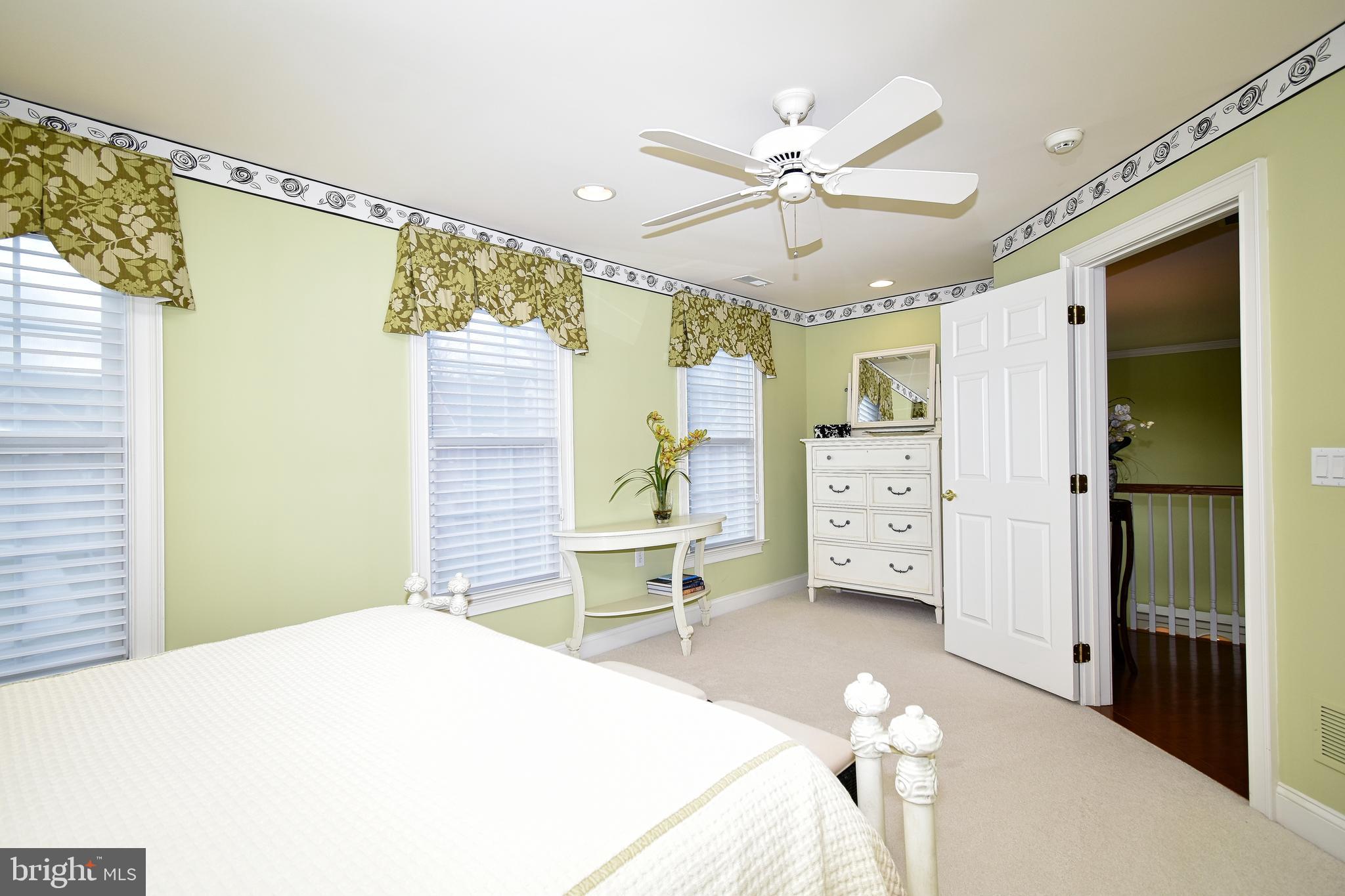 22 Franklin Circle Newtown, PA 18940 - Photo 29 of 46