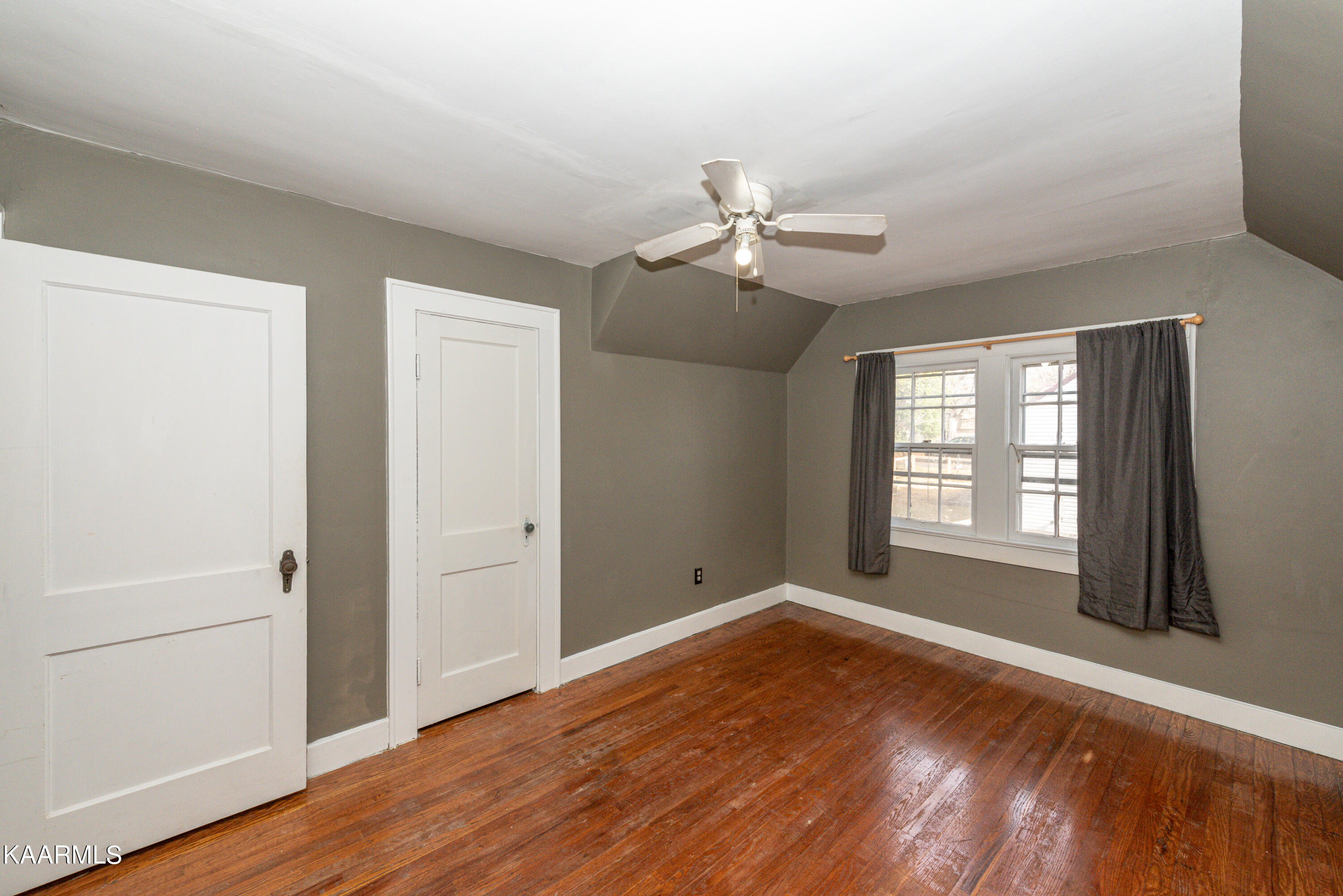 1909 Crest Road Maryville, TN 37804 - Photo 18 of 26 DSC_7676