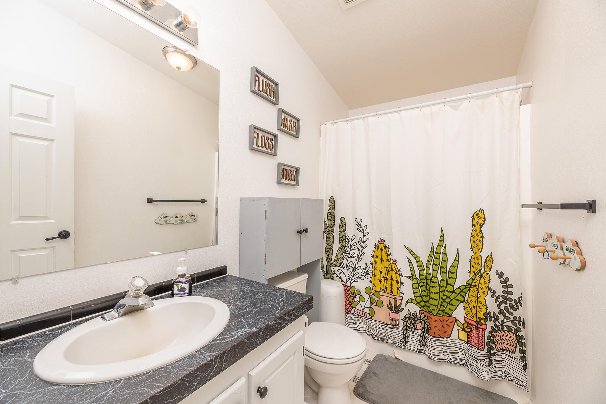 54732 Huntington Road Bend, OR 97707 - Photo 29 of 45 54732HuntingtonRd-2-MLS- (11)