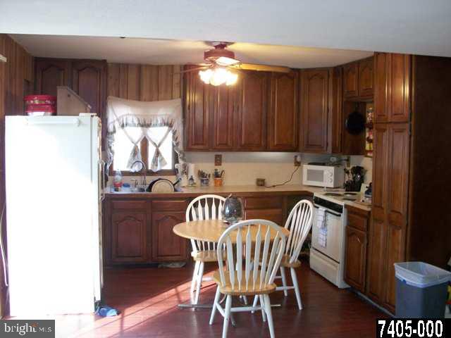 1370 Bahns Mill Road Windsor, PA 17366 - Photo 3 of 18