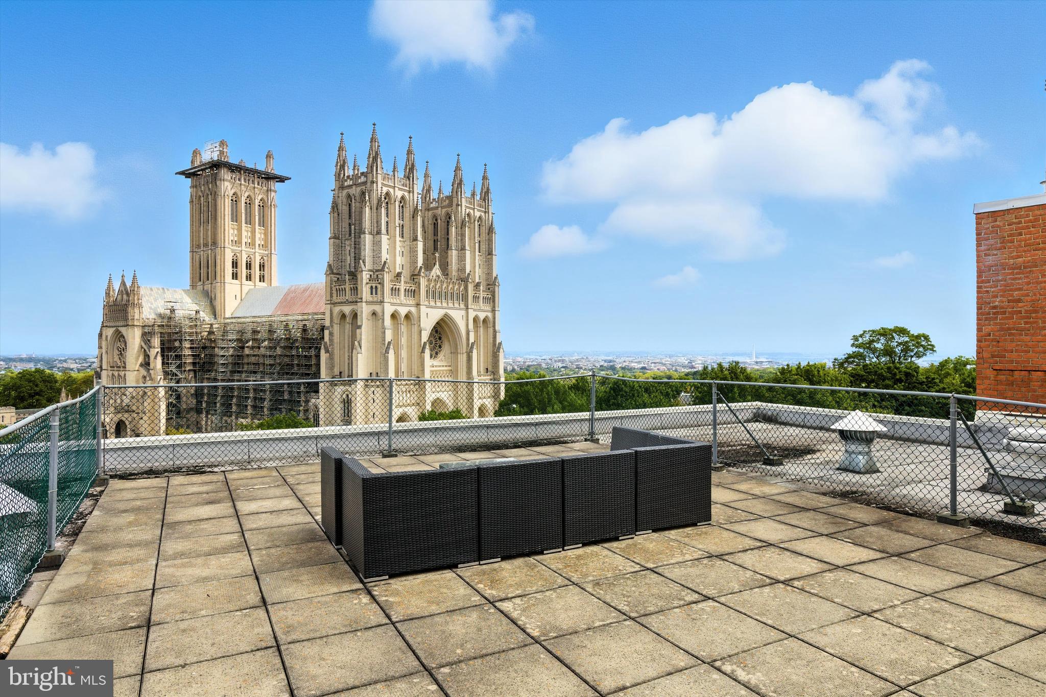 3114 Wisconsin Avenue Northwest, Unit 302 Washington, DC 20016 - Photo 13 of 15